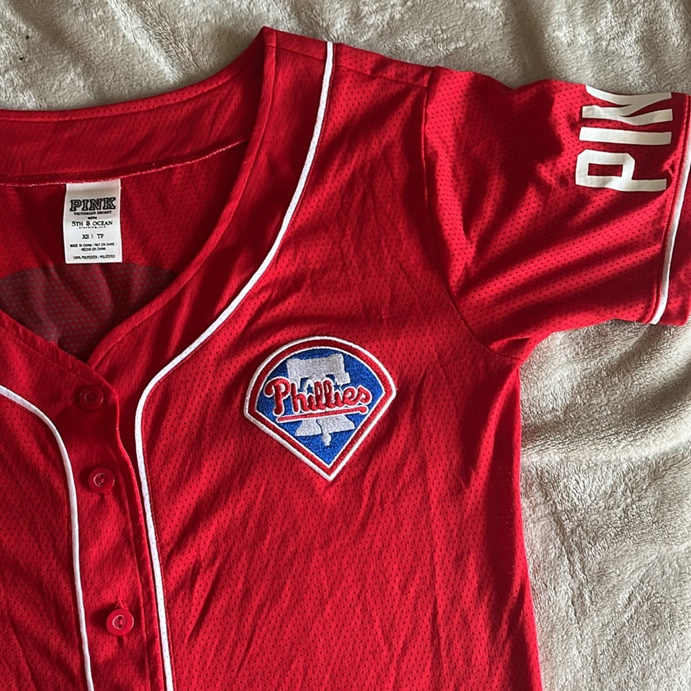 PINK - Phillies jersey